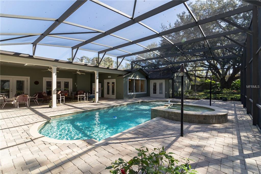 105 DESTINY CV, ALTAMONTE SPRINGS, Florida 32714, 5 Bedrooms Bedrooms, 10 Rooms Rooms,4 BathroomsBathrooms,Residential,For sale,DESTINY CV,O5557240