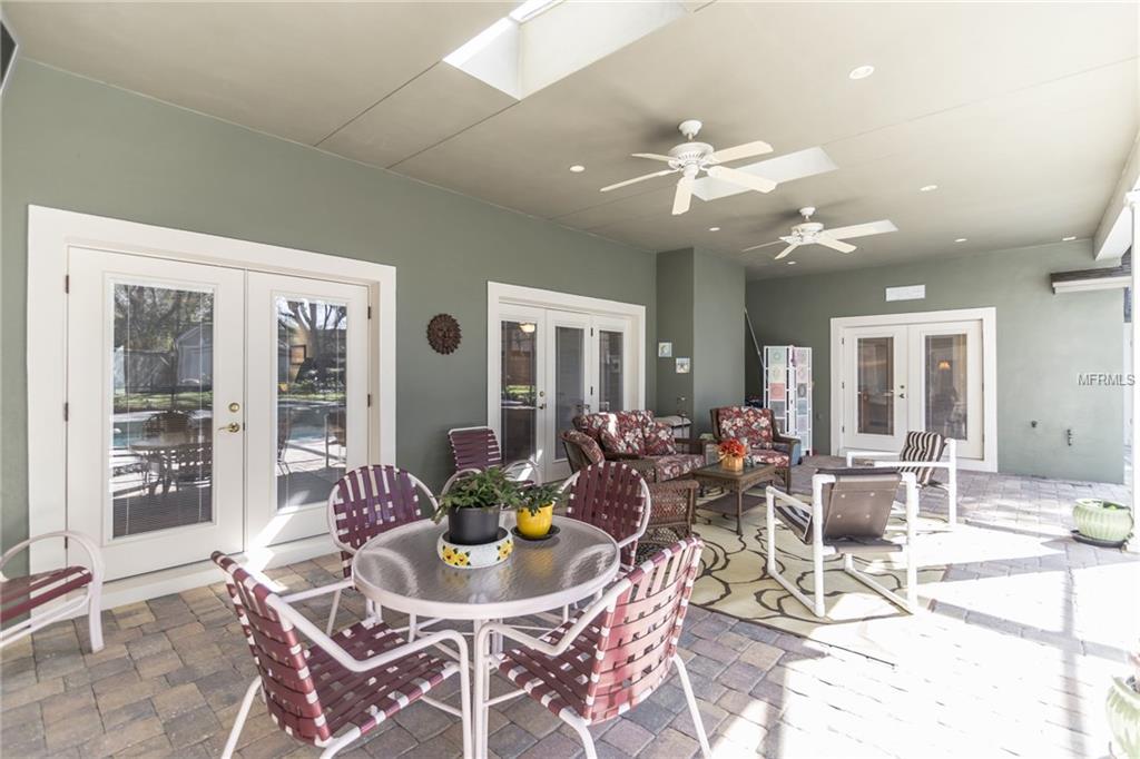 105 DESTINY CV, ALTAMONTE SPRINGS, Florida 32714, 5 Bedrooms Bedrooms, 10 Rooms Rooms,4 BathroomsBathrooms,Residential,For sale,DESTINY CV,O5557240