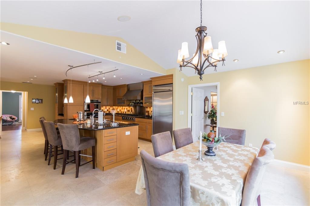 105 DESTINY CV, ALTAMONTE SPRINGS, Florida 32714, 5 Bedrooms Bedrooms, 10 Rooms Rooms,4 BathroomsBathrooms,Residential,For sale,DESTINY CV,O5557240