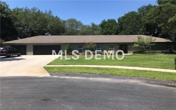 105 DESTINY CV, ALTAMONTE SPRINGS, Florida 32714, 5 Bedrooms Bedrooms, 10 Rooms Rooms,4 BathroomsBathrooms,Residential,For sale,DESTINY CV,O5557240