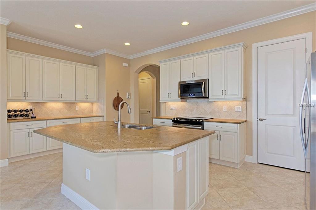 23120 COPPERLEAF DRIVE, VENICE, Florida 34293, 3 Bedrooms Bedrooms, 7 Rooms Rooms,3 BathroomsBathrooms,Residential,For sale,COPPERLEAF,N5916064