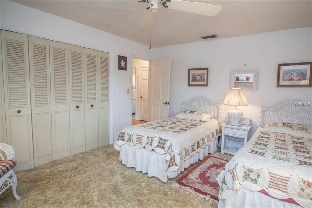 1225 ERROL PARKWAY, APOPKA, Florida 32712, 4 Bedrooms Bedrooms, 9 Rooms Rooms,2 BathroomsBathrooms,Residential,For sale,ERROL,G4852179