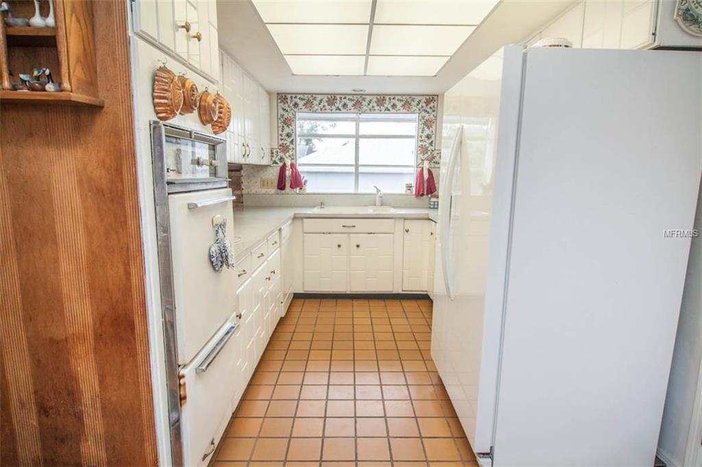 1225 ERROL PARKWAY, APOPKA, Florida 32712, 4 Bedrooms Bedrooms, 9 Rooms Rooms,2 BathroomsBathrooms,Residential,For sale,ERROL,G4852179