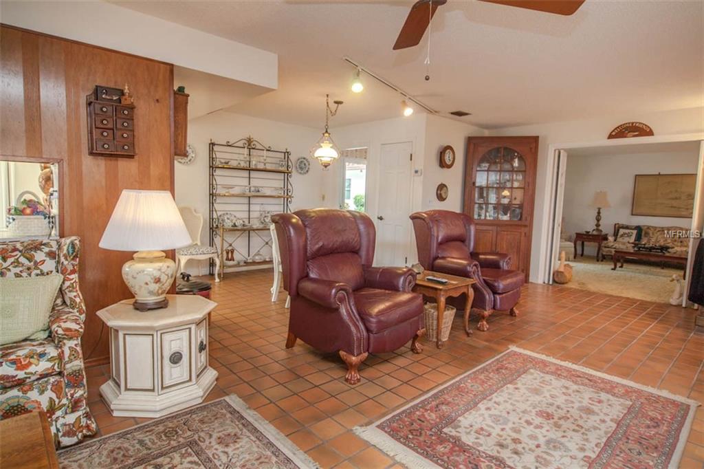 1225 ERROL PARKWAY, APOPKA, Florida 32712, 4 Bedrooms Bedrooms, 9 Rooms Rooms,2 BathroomsBathrooms,Residential,For sale,ERROL,G4852179