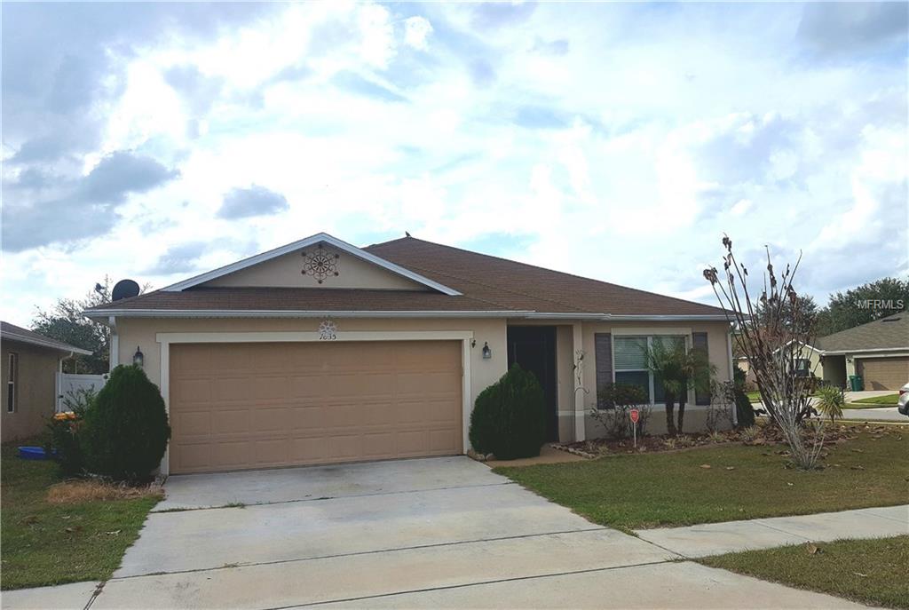 1635 STRATHMORE CIRCLE, MOUNT DORA, Florida 32757, 3 Bedrooms Bedrooms, 5 Rooms Rooms,2 BathroomsBathrooms,Residential,For sale,STRATHMORE,V4722716