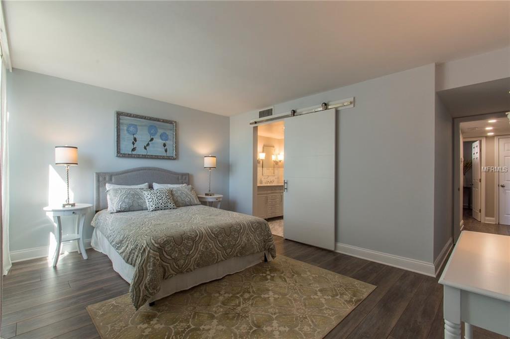 2615 COVE CAY DRIVE, CLEARWATER, Florida 33760, 2 Bedrooms Bedrooms, 4 Rooms Rooms,2 BathroomsBathrooms,Residential,For sale,COVE CAY,U7846503