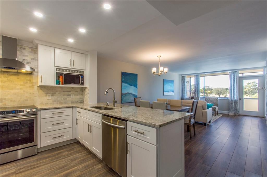 2615 COVE CAY DRIVE, CLEARWATER, Florida 33760, 2 Bedrooms Bedrooms, 4 Rooms Rooms,2 BathroomsBathrooms,Residential,For sale,COVE CAY,U7846503