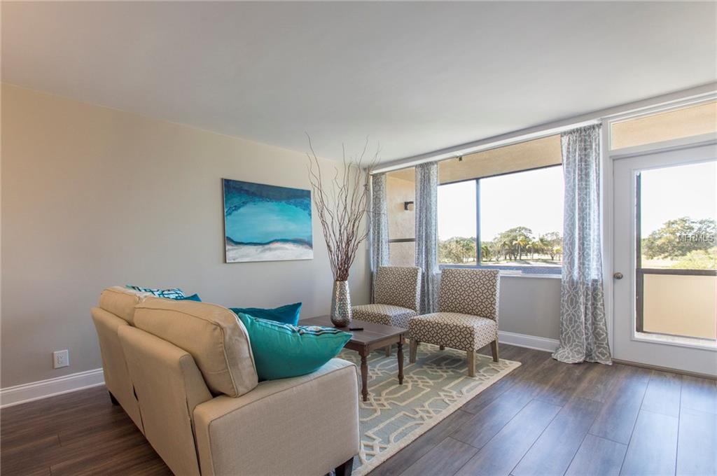 2615 COVE CAY DRIVE, CLEARWATER, Florida 33760, 2 Bedrooms Bedrooms, 4 Rooms Rooms,2 BathroomsBathrooms,Residential,For sale,COVE CAY,U7846503