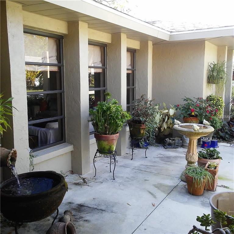 2242 PINE VIEW CIRCLE, SARASOTA, Florida 34231, 3 Bedrooms Bedrooms, 8 Rooms Rooms,2 BathroomsBathrooms,Residential,For sale,PINE VIEW,A4209218