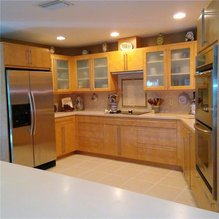 2242 PINE VIEW CIRCLE, SARASOTA, Florida 34231, 3 Bedrooms Bedrooms, 8 Rooms Rooms,2 BathroomsBathrooms,Residential,For sale,PINE VIEW,A4209218