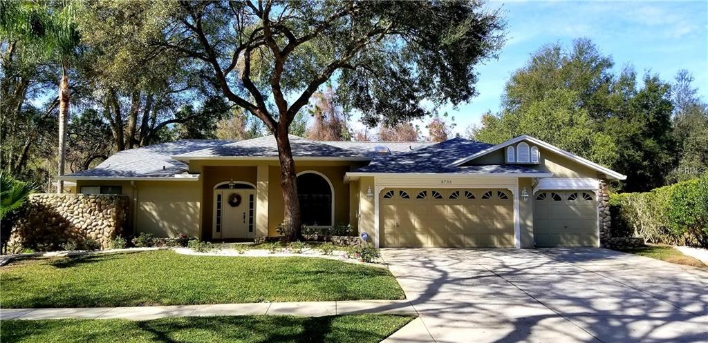 8733 WHISPERING OAKS TRAIL, NEW PORT RICHEY, Florida 34654, 4 Bedrooms Bedrooms, 8 Rooms Rooms,3 BathroomsBathrooms,Residential,For sale,WHISPERING OAKS,W7637732