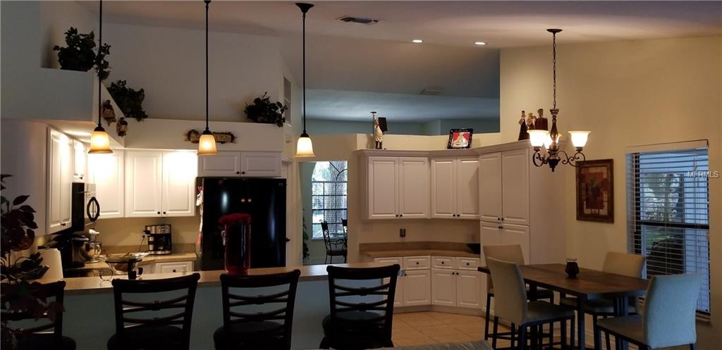 8733 WHISPERING OAKS TRAIL, NEW PORT RICHEY, Florida 34654, 4 Bedrooms Bedrooms, 8 Rooms Rooms,3 BathroomsBathrooms,Residential,For sale,WHISPERING OAKS,W7637732