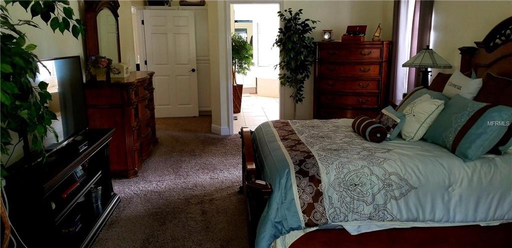 8733 WHISPERING OAKS TRAIL, NEW PORT RICHEY, Florida 34654, 4 Bedrooms Bedrooms, 8 Rooms Rooms,3 BathroomsBathrooms,Residential,For sale,WHISPERING OAKS,W7637732