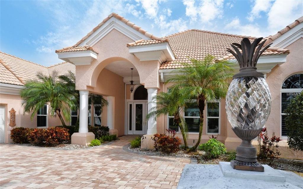 405 TRENWICK LANE, VENICE, Florida 34293, 4 Bedrooms Bedrooms, 11 Rooms Rooms,3 BathroomsBathrooms,Residential,For sale,TRENWICK,A4209969