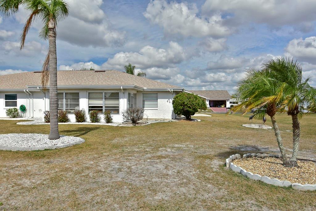 1341 BLUEWATER DRIVE, SUN CITY CENTER, Florida 33573, 2 Bedrooms Bedrooms, 7 Rooms Rooms,2 BathroomsBathrooms,Residential,For sale,BLUEWATER,T2928459