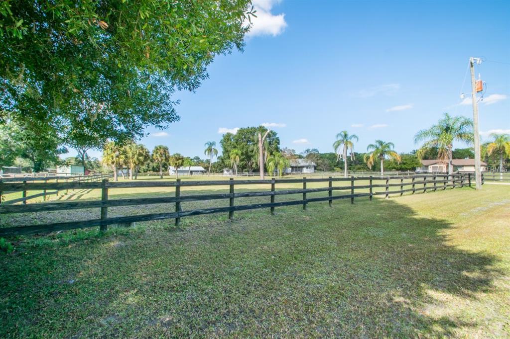 1109 TWIN LAUREL BOULEVARD, NOKOMIS, Florida 34275, 3 Bedrooms Bedrooms, 6 Rooms Rooms,3 BathroomsBathrooms,Residential,For sale,TWIN LAUREL,A4169557