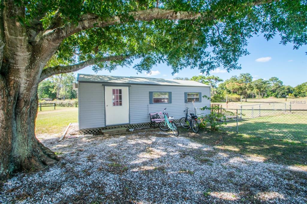 1109 TWIN LAUREL BOULEVARD, NOKOMIS, Florida 34275, 3 Bedrooms Bedrooms, 6 Rooms Rooms,3 BathroomsBathrooms,Residential,For sale,TWIN LAUREL,A4169557