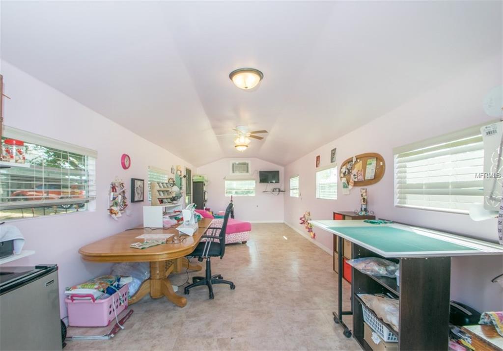 1109 TWIN LAUREL BOULEVARD, NOKOMIS, Florida 34275, 3 Bedrooms Bedrooms, 6 Rooms Rooms,3 BathroomsBathrooms,Residential,For sale,TWIN LAUREL,A4169557