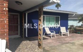 17039 1ST STREET E, NORTH REDINGTON BEACH, Florida 33708, 1 Bedroom Bedrooms, 3 Rooms Rooms,1 BathroomBathrooms,Rental,For Rent,1ST,U7847436