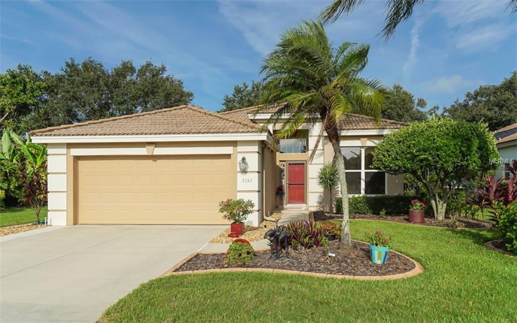7157 DREWRYS BLUFF, BRADENTON, Florida 34203, 2 Bedrooms Bedrooms, 6 Rooms Rooms,2 BathroomsBathrooms,Residential,For sale,DREWRYS,A4194572