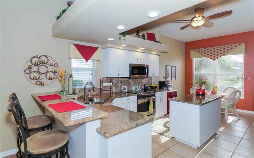 7157 DREWRYS BLUFF, BRADENTON, Florida 34203, 2 Bedrooms Bedrooms, 6 Rooms Rooms,2 BathroomsBathrooms,Residential,For sale,DREWRYS,A4194572