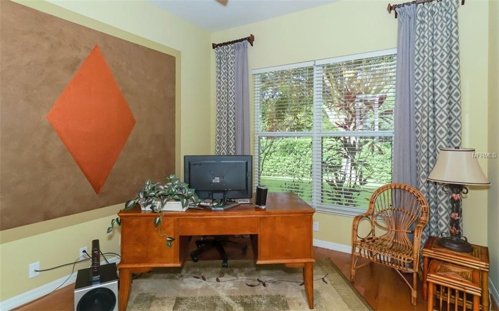 7157 DREWRYS BLUFF, BRADENTON, Florida 34203, 2 Bedrooms Bedrooms, 6 Rooms Rooms,2 BathroomsBathrooms,Residential,For sale,DREWRYS,A4194572