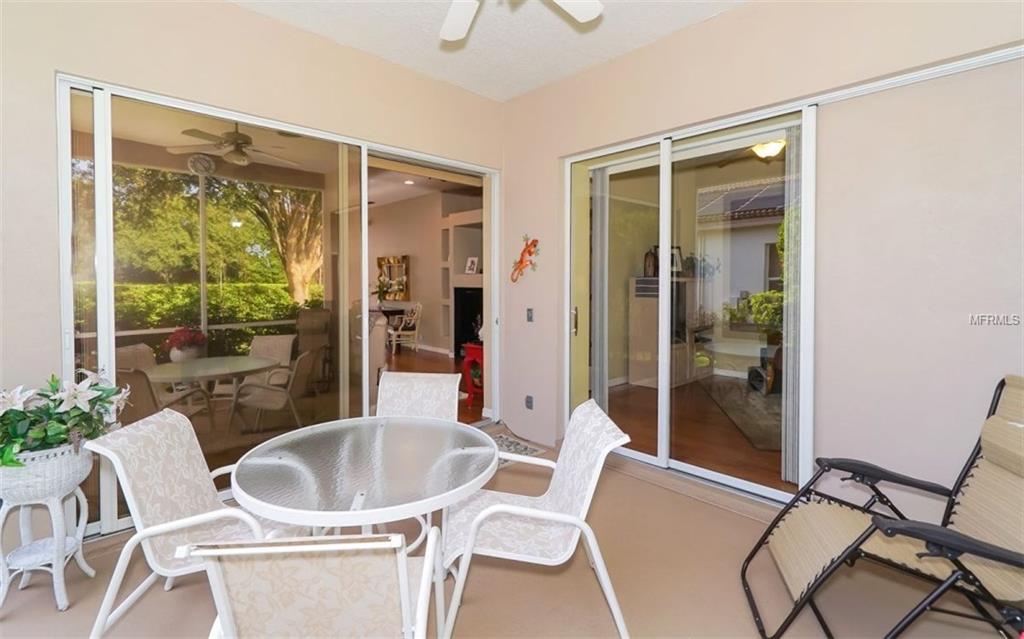 7157 DREWRYS BLUFF, BRADENTON, Florida 34203, 2 Bedrooms Bedrooms, 6 Rooms Rooms,2 BathroomsBathrooms,Residential,For sale,DREWRYS,A4194572