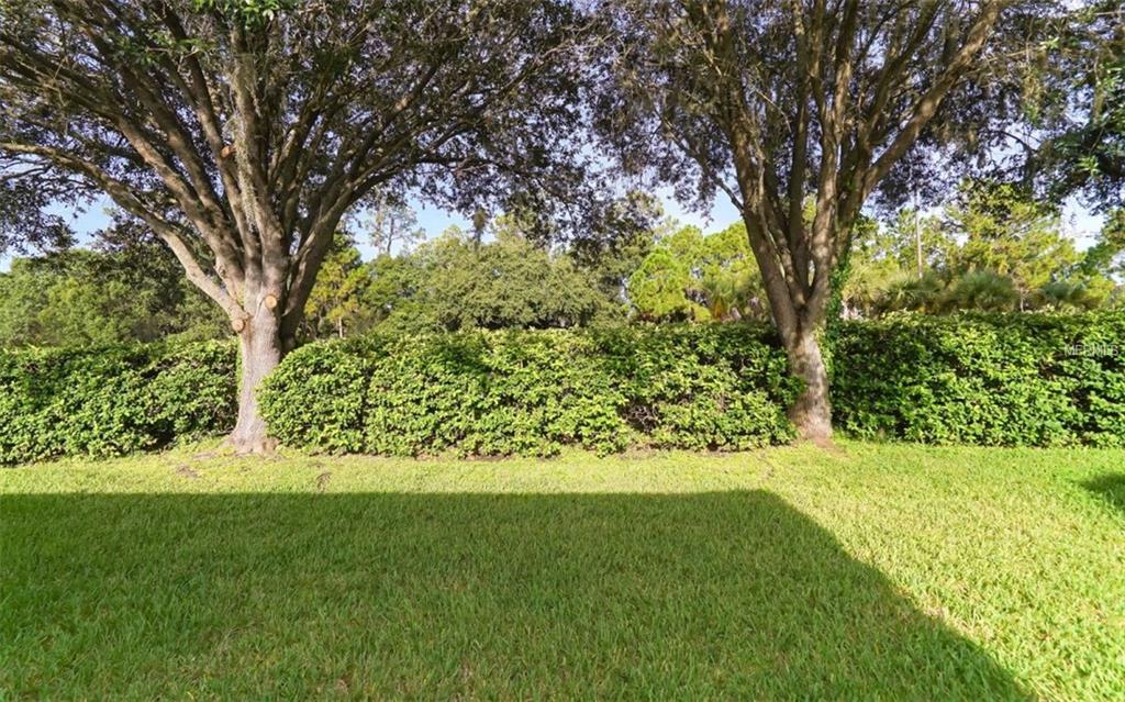 7157 DREWRYS BLUFF, BRADENTON, Florida 34203, 2 Bedrooms Bedrooms, 6 Rooms Rooms,2 BathroomsBathrooms,Residential,For sale,DREWRYS,A4194572