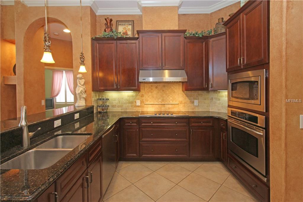 234 CHELSEA AVENUE, DAVENPORT, Florida 33837, 4 Bedrooms Bedrooms, 11 Rooms Rooms,4 BathroomsBathrooms,Residential,For sale,CHELSEA,O5538100