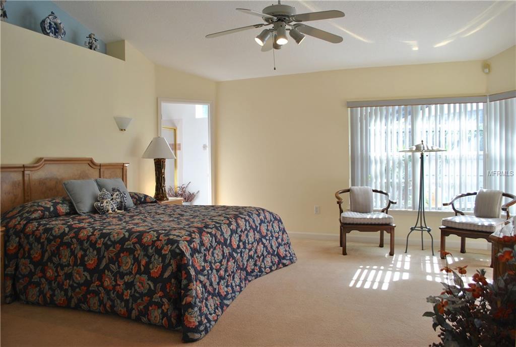 8020 WINPINE COURT, ORLANDO, Florida 32819, 4 Bedrooms Bedrooms, 10 Rooms Rooms,4 BathroomsBathrooms,Residential,For sale,WINPINE,O5552211