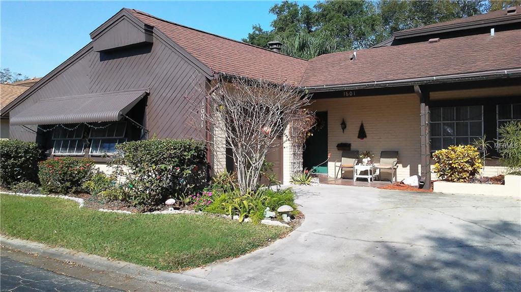 2101 SUNSET POINT ROAD, CLEARWATER, Florida 33765, 3 Bedrooms Bedrooms, 10 Rooms Rooms,2 BathroomsBathrooms,Residential,For sale,SUNSET POINT,U7842653