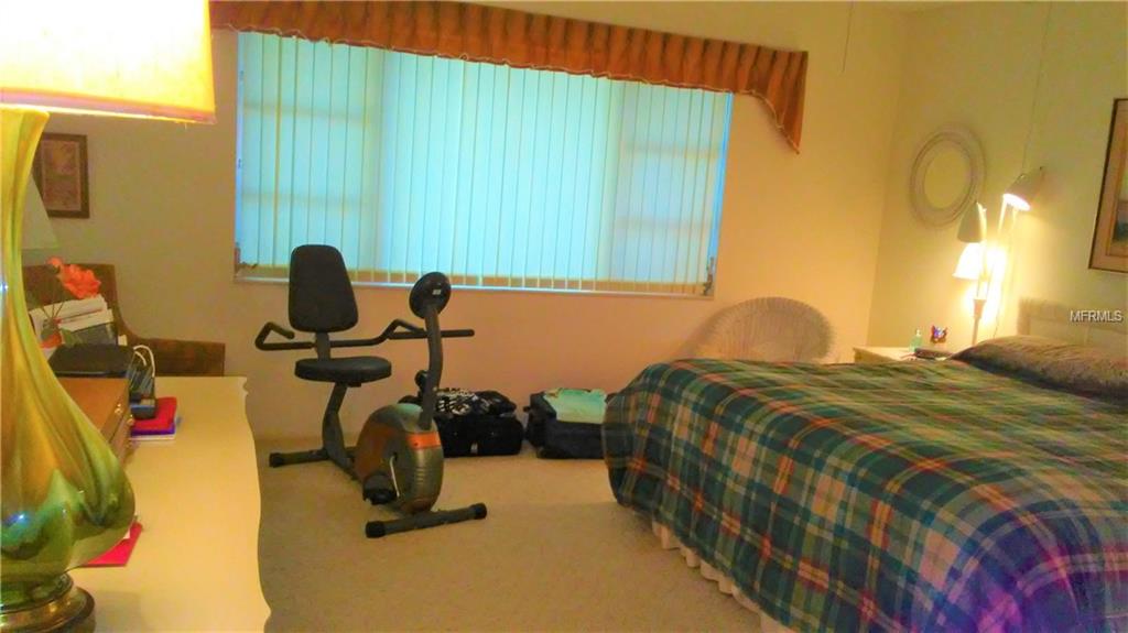 2101 SUNSET POINT ROAD, CLEARWATER, Florida 33765, 3 Bedrooms Bedrooms, 10 Rooms Rooms,2 BathroomsBathrooms,Residential,For sale,SUNSET POINT,U7842653