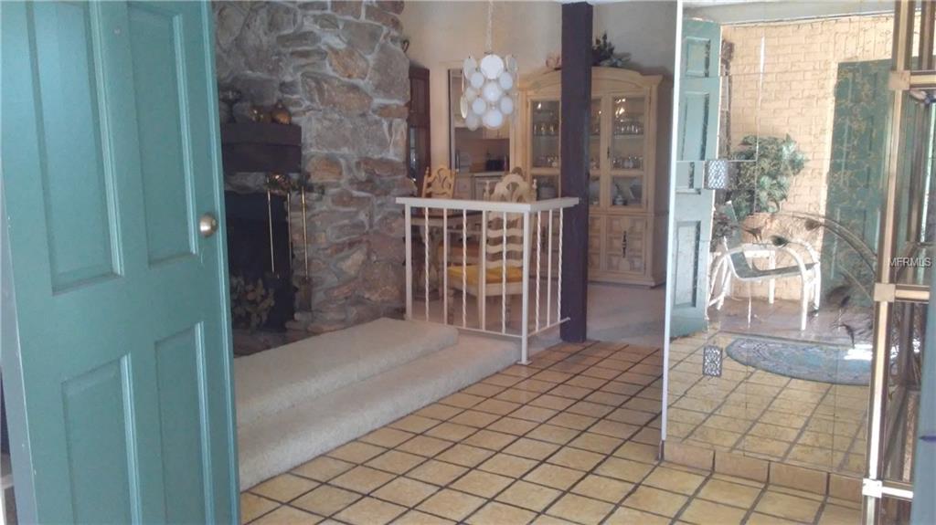 2101 SUNSET POINT ROAD, CLEARWATER, Florida 33765, 3 Bedrooms Bedrooms, 10 Rooms Rooms,2 BathroomsBathrooms,Residential,For sale,SUNSET POINT,U7842653