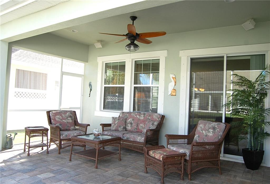 517 MANNS HARBOR DRIVE, APOLLO BEACH, Florida 33572, 3 Bedrooms Bedrooms, 9 Rooms Rooms,2 BathroomsBathrooms,Residential,For sale,MANNS HARBOR,T2923063