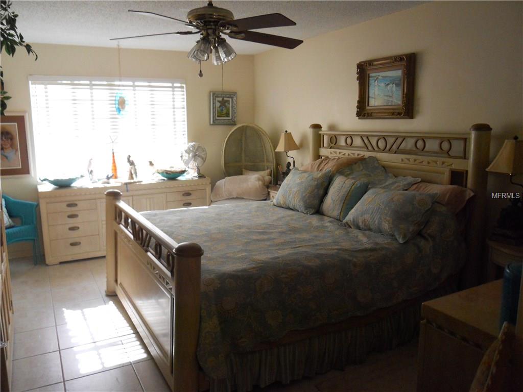 19029 US HIGHWAY 19 N, CLEARWATER, Florida 33764, 2 Bedrooms Bedrooms, 4 Rooms Rooms,2 BathroomsBathrooms,Residential,For sale,US HIGHWAY 19,U7846504