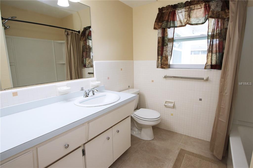 1460 JASMINE WAY, CLEARWATER, Florida 33756, 3 Bedrooms Bedrooms, 8 Rooms Rooms,2 BathroomsBathrooms,Residential,For sale,JASMINE,U7846755