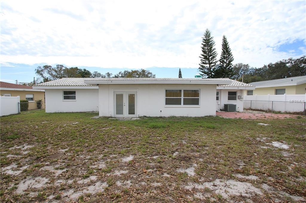 1460 JASMINE WAY, CLEARWATER, Florida 33756, 3 Bedrooms Bedrooms, 8 Rooms Rooms,2 BathroomsBathrooms,Residential,For sale,JASMINE,U7846755