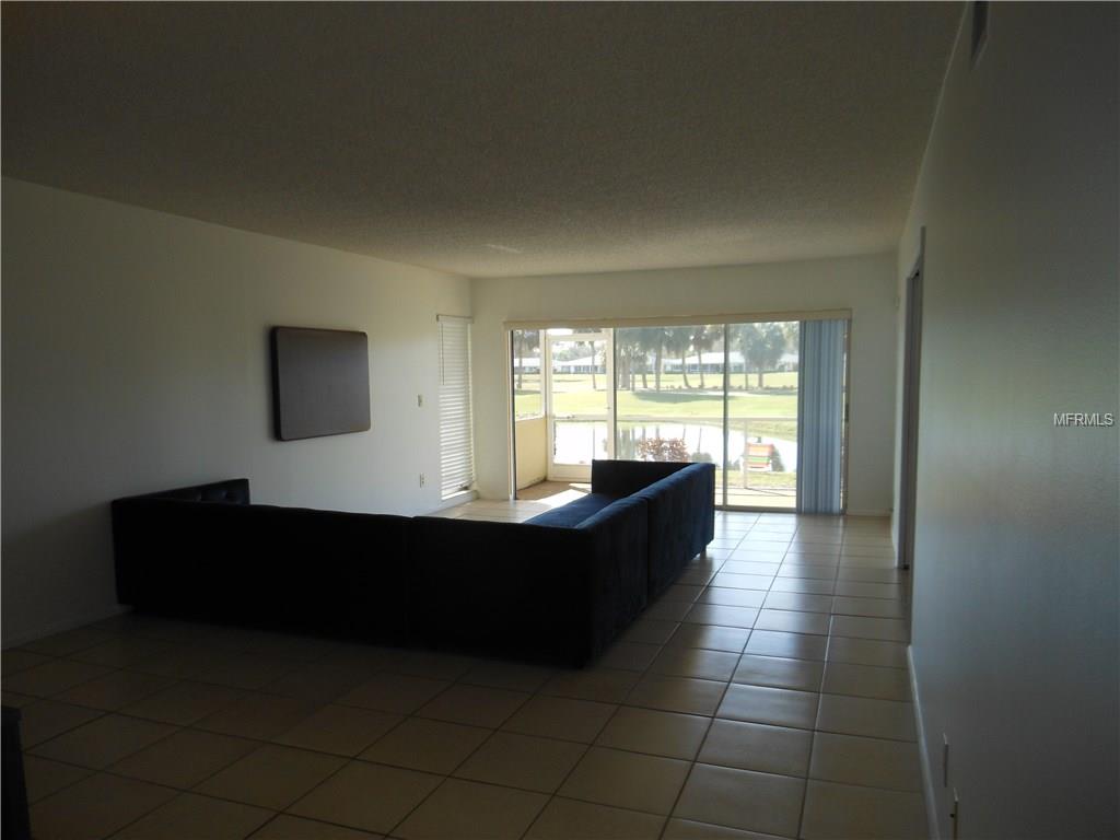 6939 W COUNTRY CLUB DRIVE N, SARASOTA, Florida 34243, 3 Bedrooms Bedrooms, 9 Rooms Rooms,2 BathroomsBathrooms,Residential,For sale,COUNTRY CLUB,A4209652