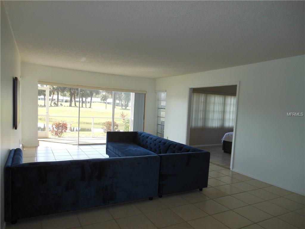 6939 W COUNTRY CLUB DRIVE N, SARASOTA, Florida 34243, 3 Bedrooms Bedrooms, 9 Rooms Rooms,2 BathroomsBathrooms,Residential,For sale,COUNTRY CLUB,A4209652