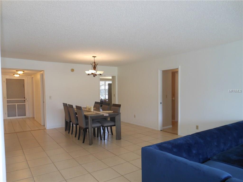 6939 W COUNTRY CLUB DRIVE N, SARASOTA, Florida 34243, 3 Bedrooms Bedrooms, 9 Rooms Rooms,2 BathroomsBathrooms,Residential,For sale,COUNTRY CLUB,A4209652