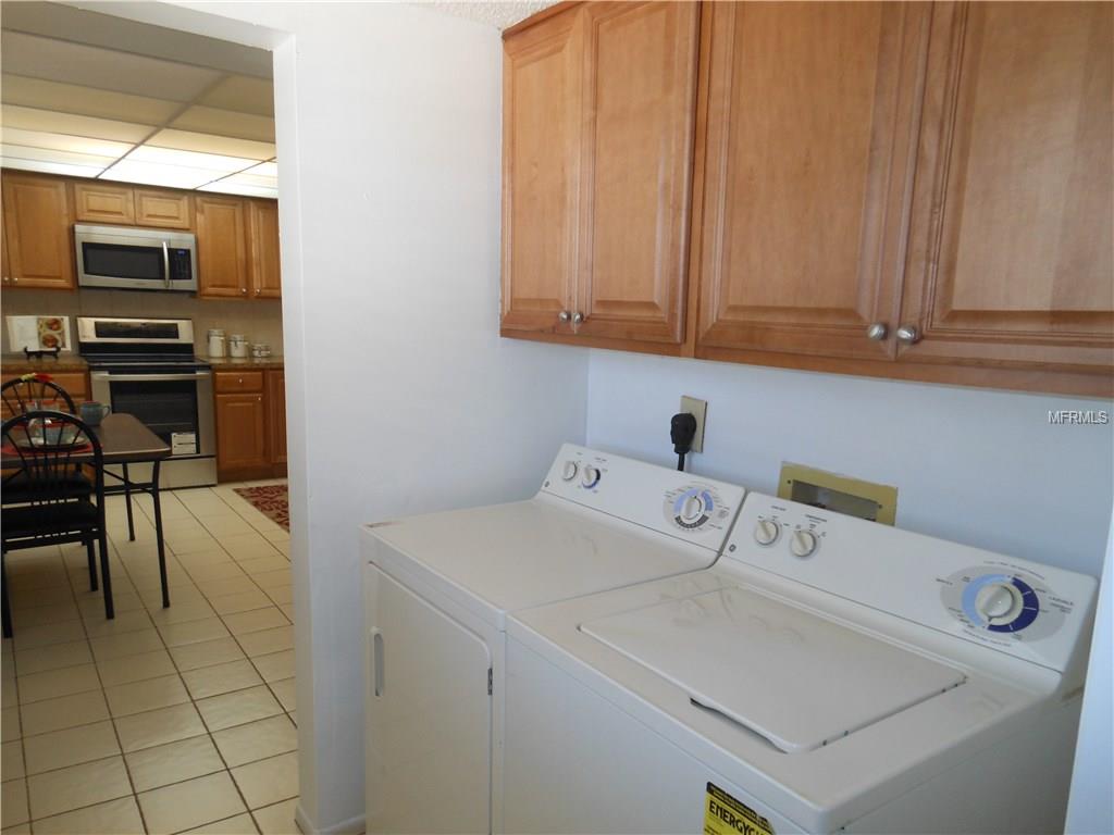 6939 W COUNTRY CLUB DRIVE N, SARASOTA, Florida 34243, 3 Bedrooms Bedrooms, 9 Rooms Rooms,2 BathroomsBathrooms,Residential,For sale,COUNTRY CLUB,A4209652