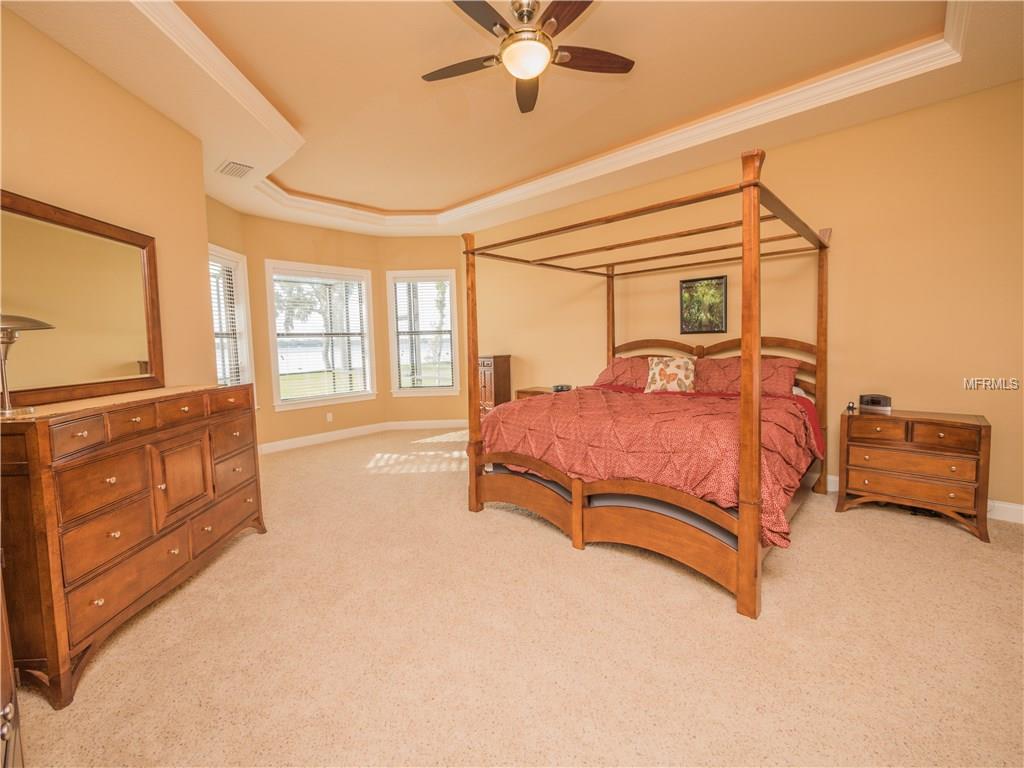 4870 ISLAND SHORES LANE, LAKELAND, Florida 33809, 4 Bedrooms Bedrooms, 3 Rooms Rooms,3 BathroomsBathrooms,Residential,For sale,ISLAND SHORES,L4725515