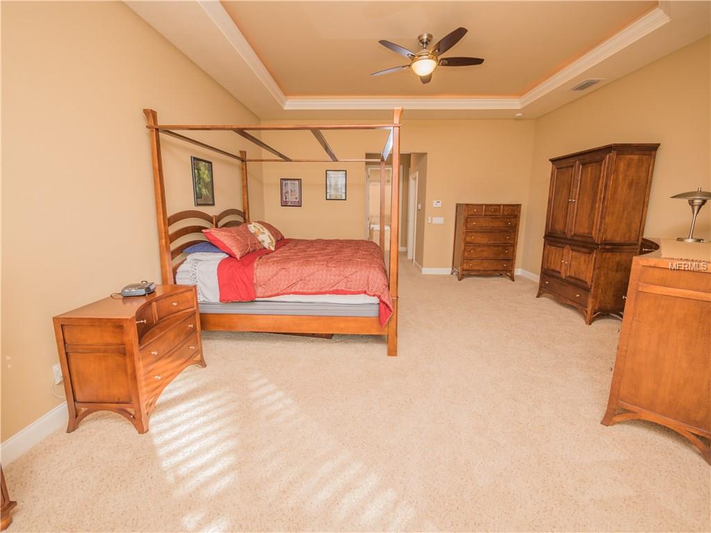 4870 ISLAND SHORES LANE, LAKELAND, Florida 33809, 4 Bedrooms Bedrooms, 3 Rooms Rooms,3 BathroomsBathrooms,Residential,For sale,ISLAND SHORES,L4725515