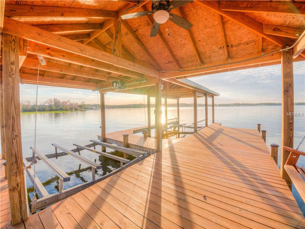 4870 ISLAND SHORES LANE, LAKELAND, Florida 33809, 4 Bedrooms Bedrooms, 3 Rooms Rooms,3 BathroomsBathrooms,Residential,For sale,ISLAND SHORES,L4725515