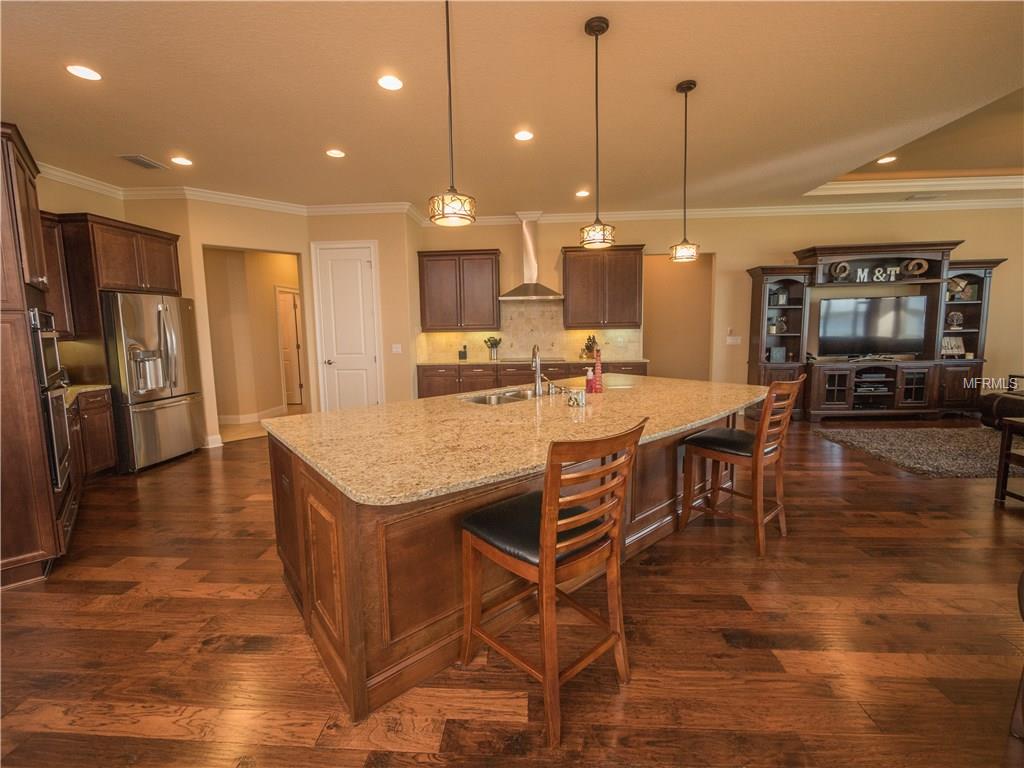 4870 ISLAND SHORES LANE, LAKELAND, Florida 33809, 4 Bedrooms Bedrooms, 3 Rooms Rooms,3 BathroomsBathrooms,Residential,For sale,ISLAND SHORES,L4725515