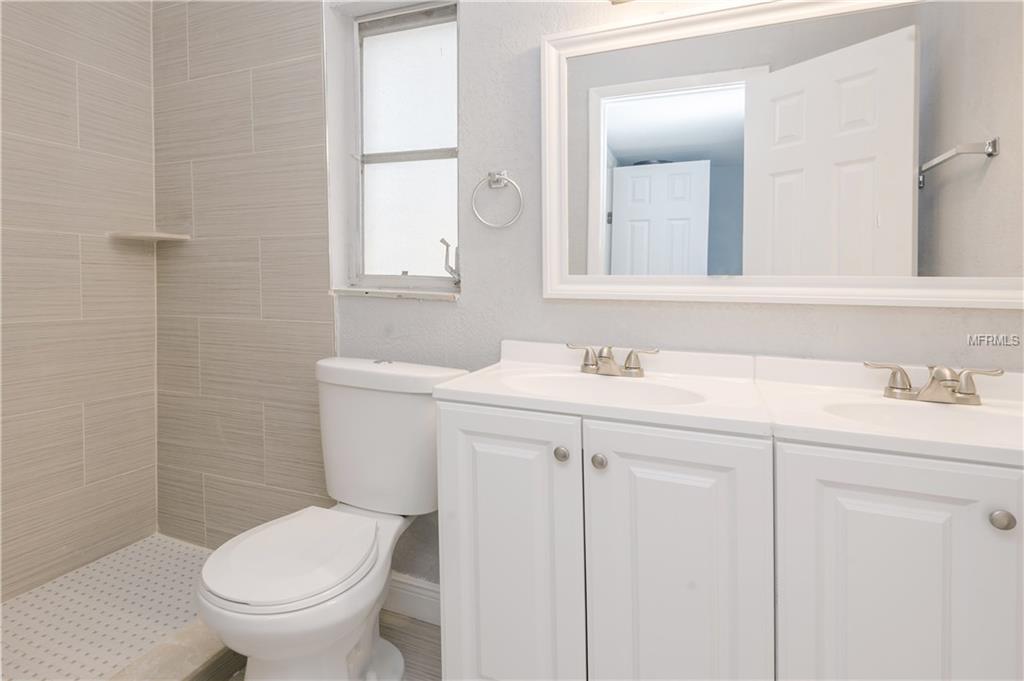 1923 N HIGHLAND AVENUE, CLEARWATER, Florida 33755, 4 Bedrooms Bedrooms, 4 Rooms Rooms,3 BathroomsBathrooms,Residential,For sale,HIGHLAND,C7249114