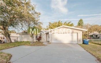 1923 N HIGHLAND AVENUE, CLEARWATER, Florida 33755, 4 Bedrooms Bedrooms, 4 Rooms Rooms,3 BathroomsBathrooms,Residential,For sale,HIGHLAND,C7249114