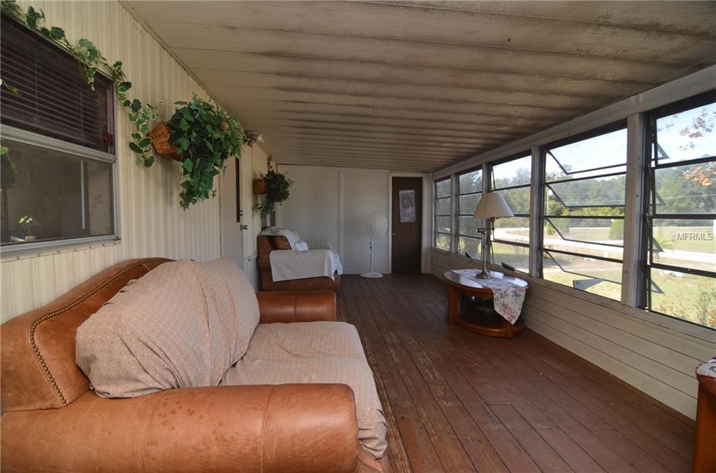 LEESBURG, Florida 34788, 3 Bedrooms Bedrooms, 6 Rooms Rooms,2 BathroomsBathrooms,Residential,For sale,O5476689