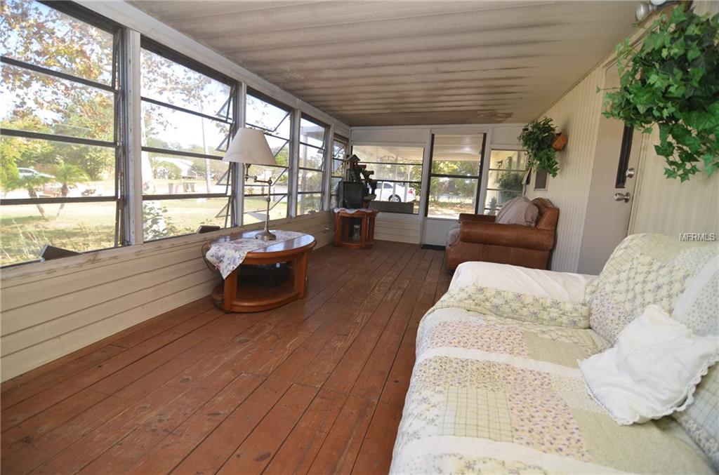 LEESBURG, Florida 34788, 3 Bedrooms Bedrooms, 6 Rooms Rooms,2 BathroomsBathrooms,Residential,For sale,O5476689