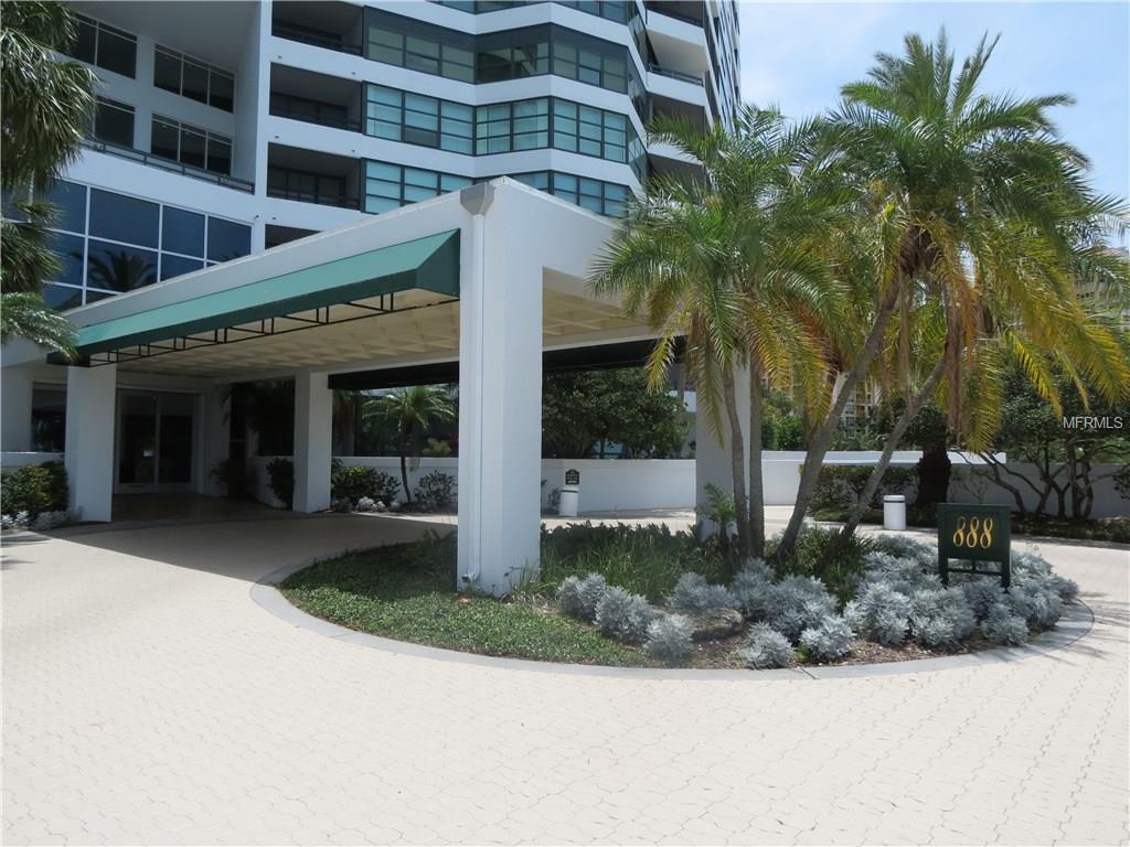 888 BLVD OF THE ARTS, SARASOTA, Florida 34236, 2 Bedrooms Bedrooms, 5 Rooms Rooms,2 BathroomsBathrooms,Residential,For sale,BLVD OF THE ARTS,A4189211